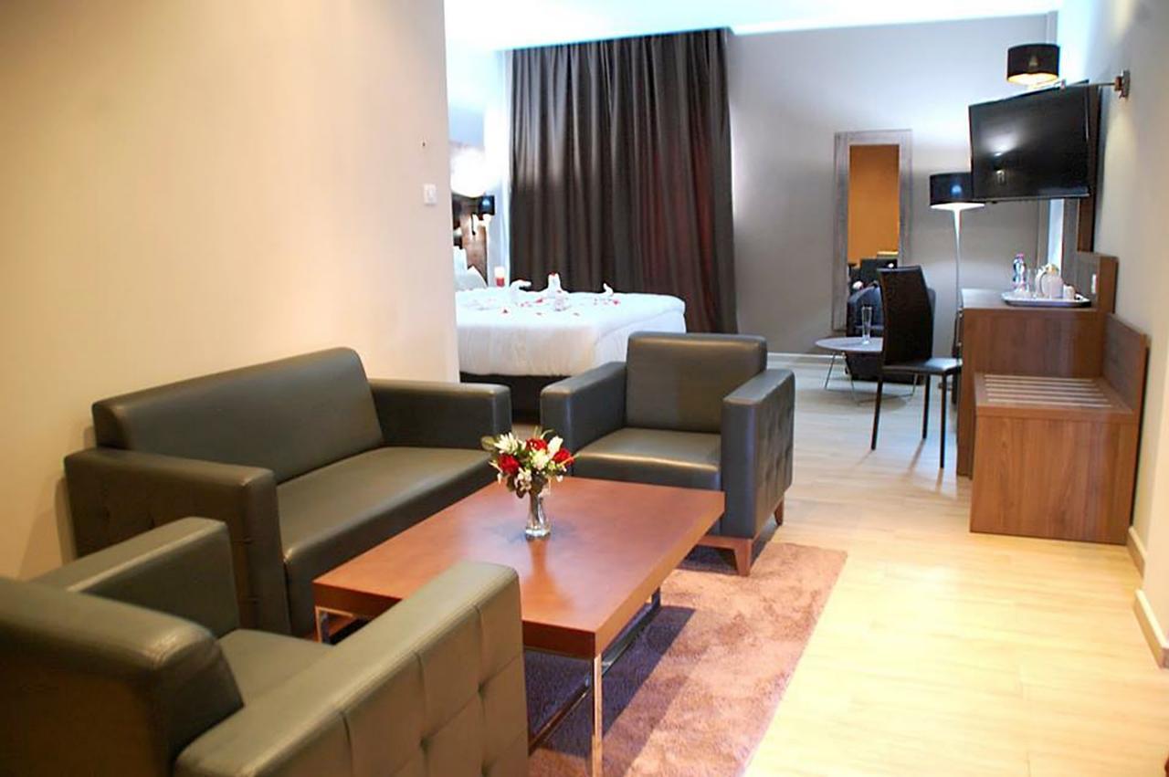 Le Zenith Hotel 오랑 외부 사진