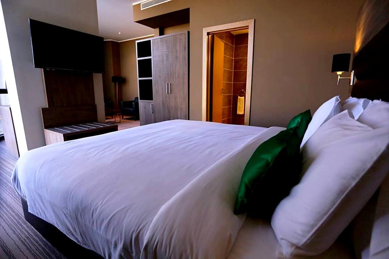 Le Zenith Hotel 오랑 외부 사진